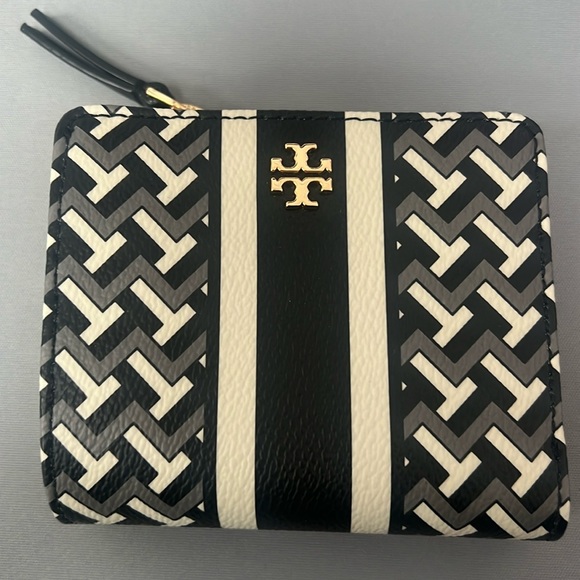 Tory Burch Handbags - TORY BURCH WALLET